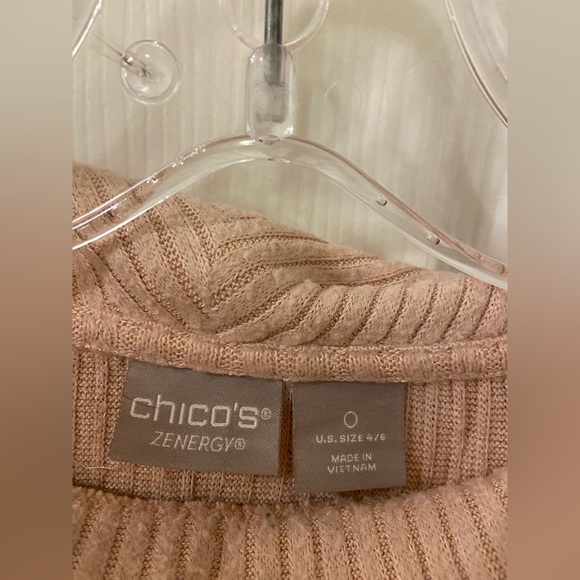 Chico’s pink sweater, size 0 like a large, look amazing and feel comfortable - Picture 3 of 3